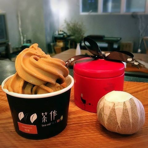Orange-Puerh Flavour ice-cream