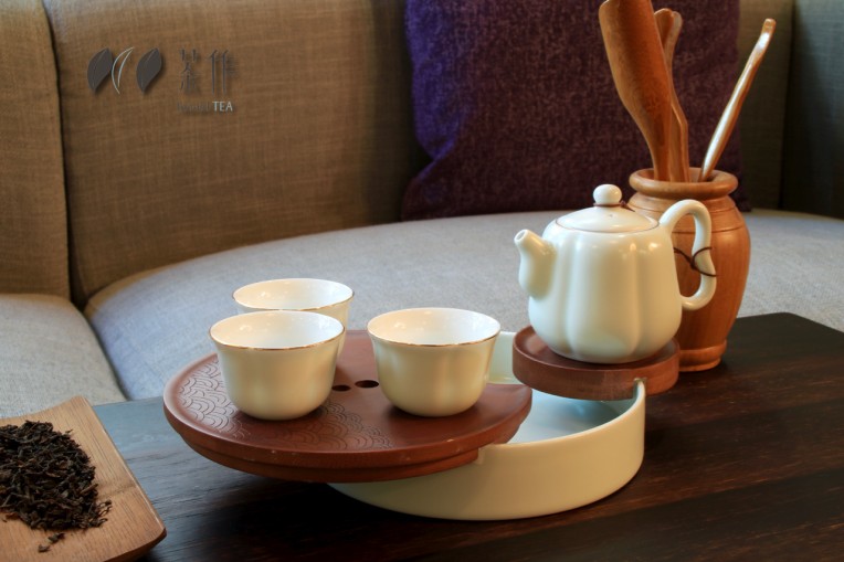 Tea-set - White (traveller friendly)